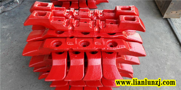 大型刮板輸送機<i style='color:red'>17gl7-1刮板</i>鍛造工藝的重難點在哪？